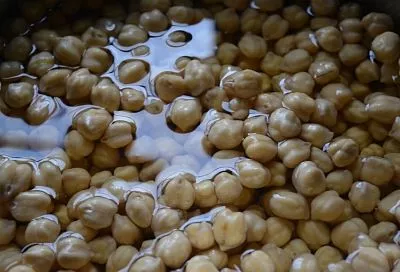 Им сердце успокоится: как на самом деле влияет на здоровье привычка раз в неделю есть нут