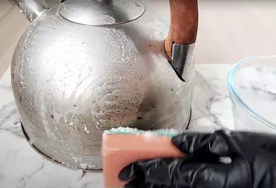 Тотальный блеск посуды: мешаю состав из 3 дешевых ингредиентов – жир и нагар отваливается кусками сам