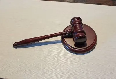 За смерть подростка от отравления угарным газом в Краснодаре контролер фирмы получила условный срок