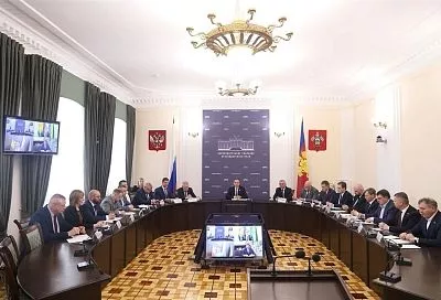 Депутаты ЗСК оценили темпы реализации госпрограмм