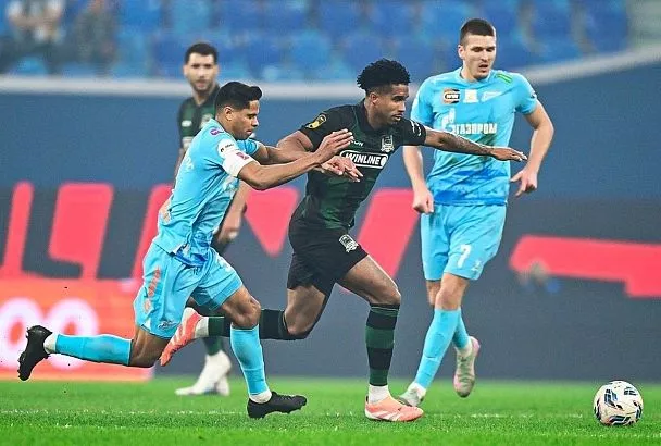 «Краснодар» остался лидером РПЛ, сыграв вничью с «Зенитом»