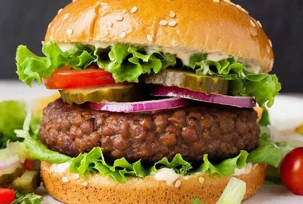 Бургеры для тех, кто следит за фигурой: вкус как у любимого фастфуда, но без последствий