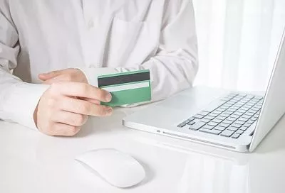 Отмена нулевого НДС для карточных операций может сделать наличные вновь популярными