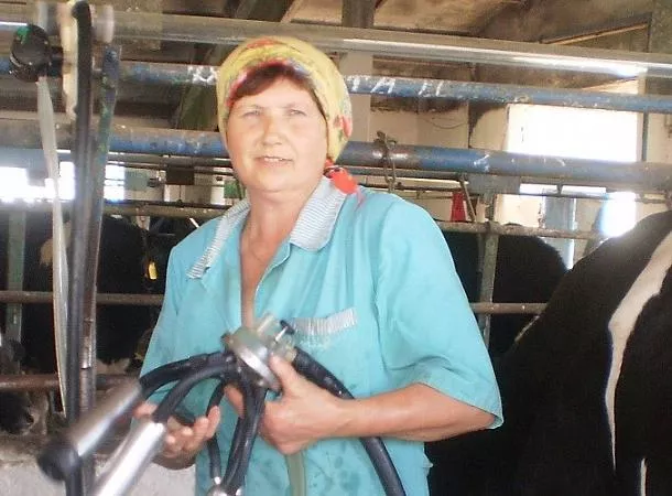 Любовь Момот