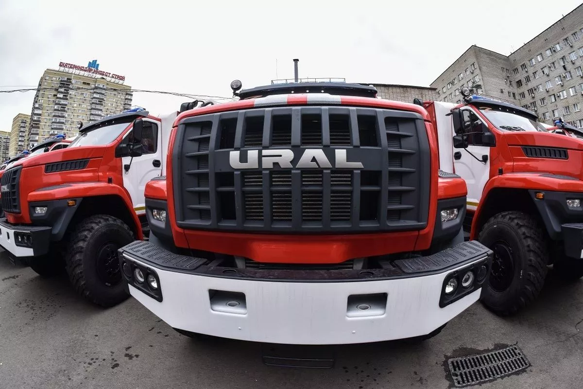 200 человек эвакуировали из-за пожара на кухне в 16-этажке в Краснодаре