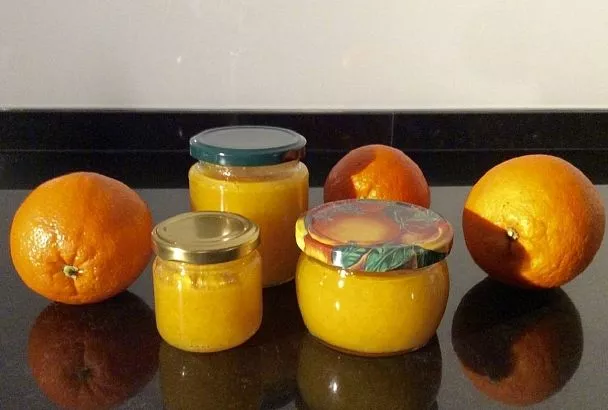 Простуды и гриппа не боюсь, потому что укрепляю иммунитет апельсиновым вареньем