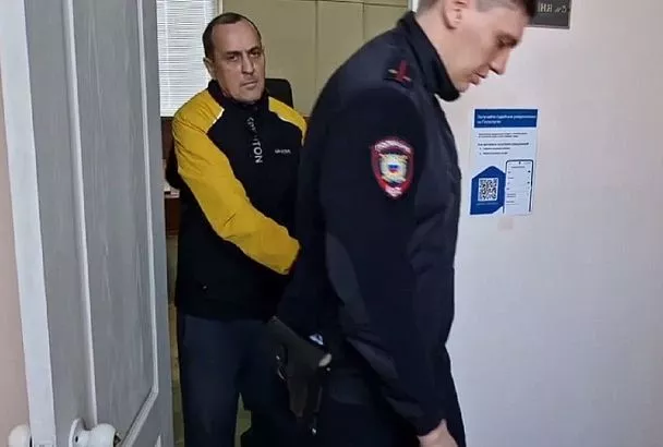 Многодетный отец 11 лет развращал падчерицу в Краснодарском крае. Суд вынес приговор