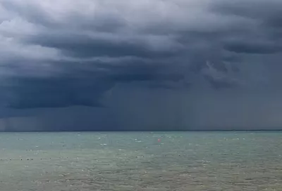 Сильные грозовые дожди ударят по Сочи ночью