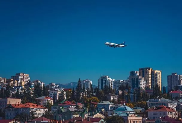 Не спеши и не тяни: когда покупать авиабилеты, чтобы не переплатить