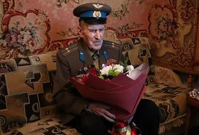Губернатор Вениамин Кондратьев поздравил со 102-летием ветерана Великой Отечественной войны из Армавира