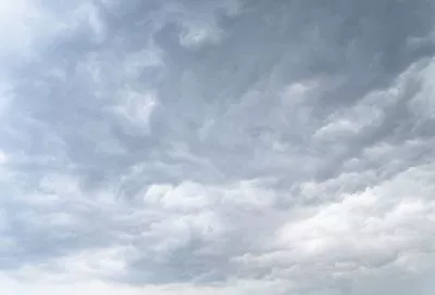 Несмотря на жару, погода на Кубани испортится – ожидаются дожди, град, грозы и ветер до 28 м/с