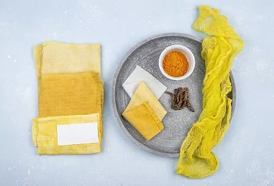 Горчица в носки, ванны и аппликации: токсиколог рассказал, чем грозят «народные» методы