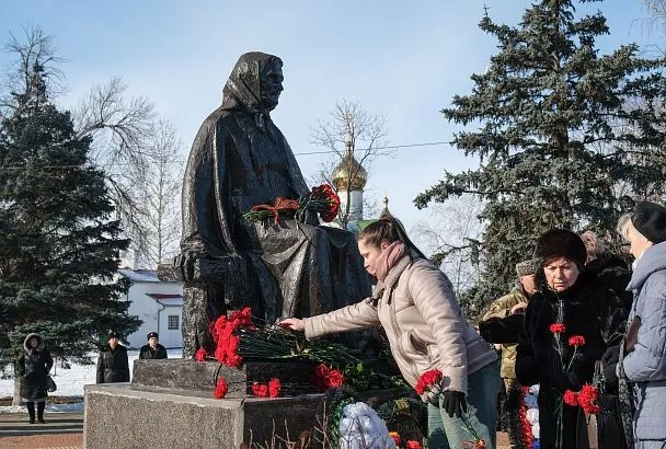 В Тимашевске состоялся форум «Все для фронта, все для Победы», посвященный матерям и женам участников