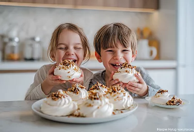 Пирожное «Небесная вкуснятина» без муки: воздушное безе и нежный крем — проще, чем кажется