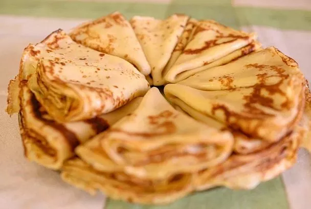 В Краснодаре во время Масленицы спрос на готовые блины вырос почти в три раза