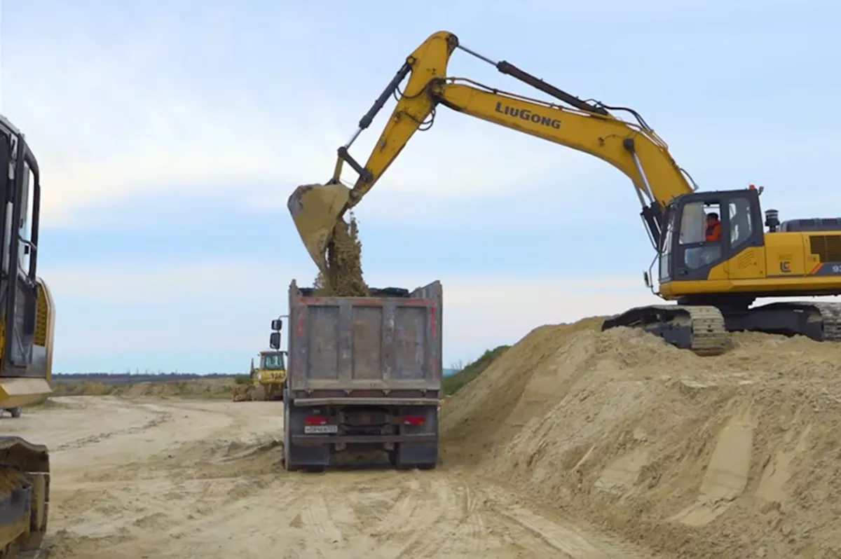 Для восстановления пляжей Анапы завезут более 480 тысяч кубометров песка