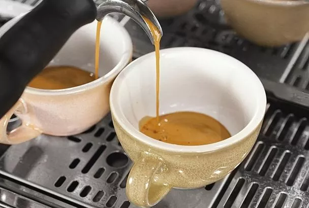 Кофе по утрам? Вот рецепт крем-кофе за 5 шагов: 7 минут — и нежнее капучино