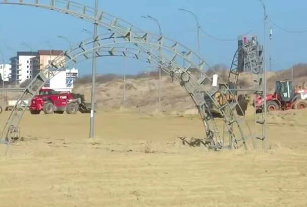 Завезли новый песок. В анапском Витязево восстановили тестовый участок пляжа длиной в 1 км 