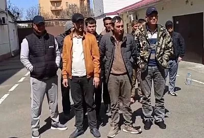 ФСБ и полиция поймали больше 20 мигрантов-нелегалов в Анапе