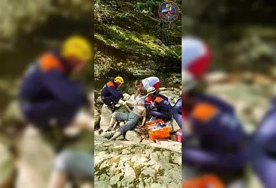 Спасатели эвакуировали туристку с травмой головы из Кудепстинского каньона в Сочи