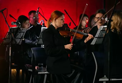 Хиты Поля Мориа и Эннио Морриконе в исполнении оркестра