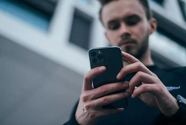 США начали военную операцию в Эквадоре, Зеленский выпрашивает оружие у Запада, в Сочи произошло землетрясение. Главное к утру 4 марта