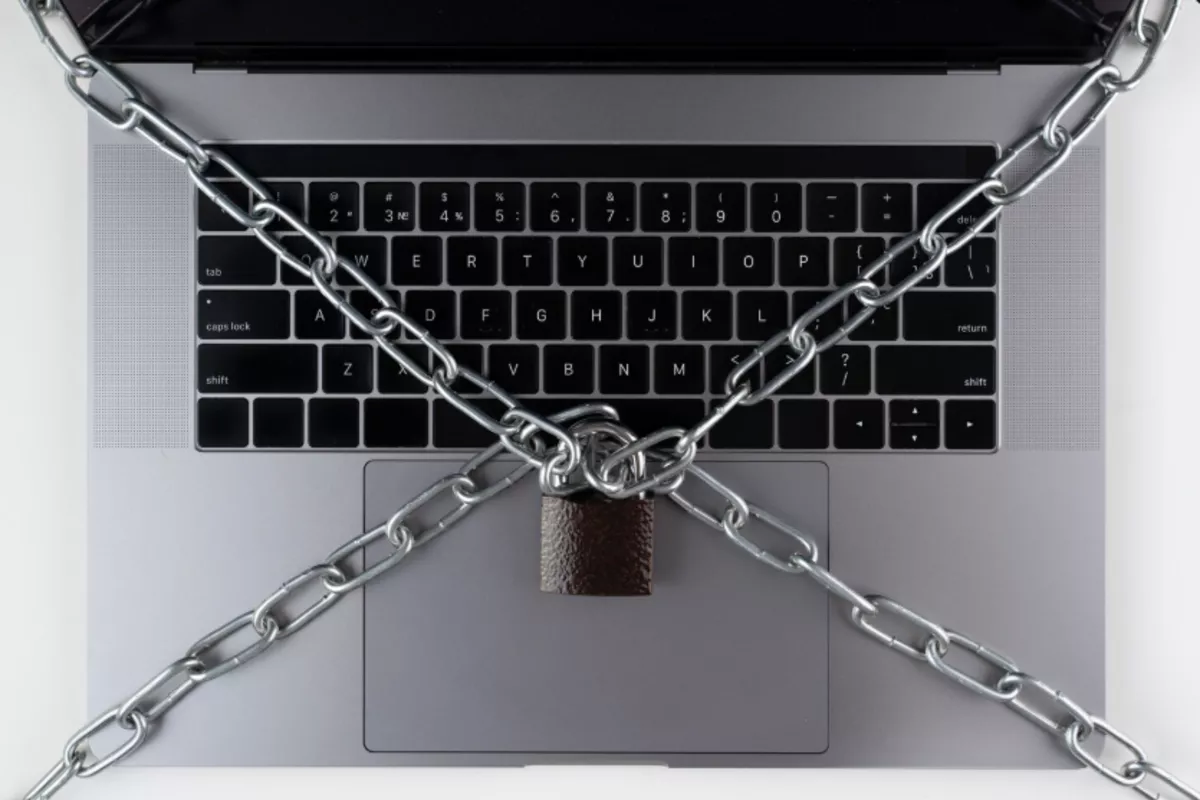 Роспотребнадзор заблокировал почти 4 тысячи сайтов с запрещенными БАДами