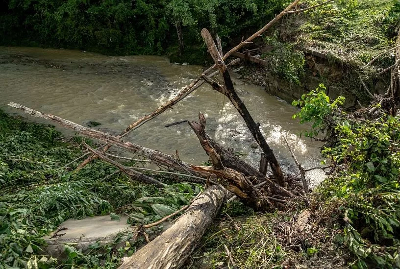 Ливень, гроза, град и подъем рек. Краснодарский край накроет непогода