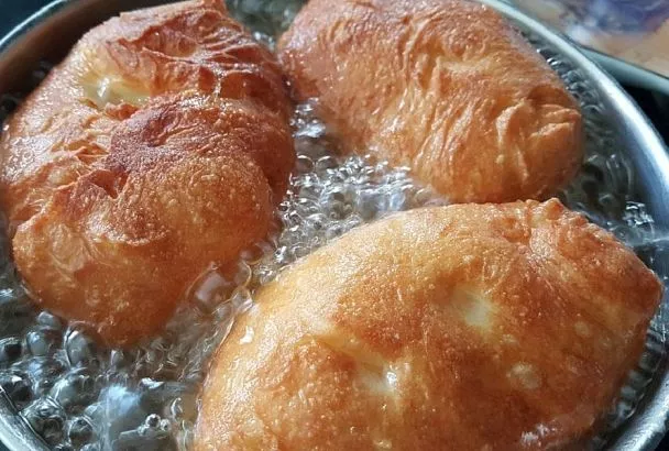 Пирожки с водкой: готовлю тесто по этому рецепту, и оно получается нереально пышным и пористым – открываю для вас секретный ингредиент 