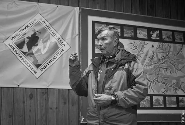 Экс-президент Федерации альпинизма Кубани погиб в горах в Кабардино-Балкарии из-за камнепада