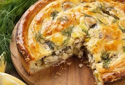 Ленивый рыбный пирог на сковороде: нарываем крышкой и через 15 минут он готов: идеальный вариант для хозяек