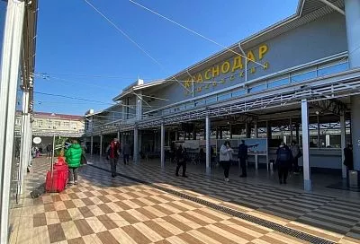 Часть ушедших на запасные аэродромы самолетов вернулись в Краснодар 