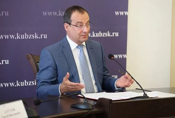 Юрий Бурлачко: «Ситуацию с развитием сети детских оздоровительных учреждений в крае держим на контроле»