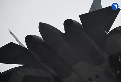 Истребитель Су-57 совершил первый полет с двигателем пятого поколения