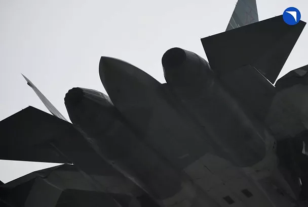 Истребитель Су-57 совершил первый полет с двигателем пятого поколения