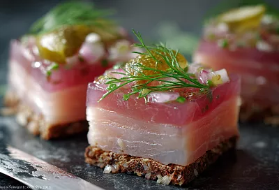 Сало «пятиминутка» в банках: горячий рассол и стерилизация