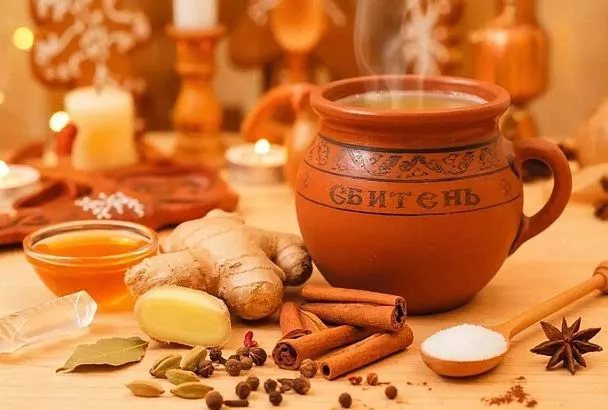 Забыли про глинтвейн? Варим волшебный сбитень с мёдом для рождественских вечеров!