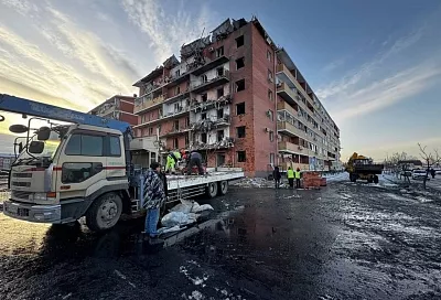 В Новой Адыгее начали замену окон в поврежденных при атаке БПЛА домах