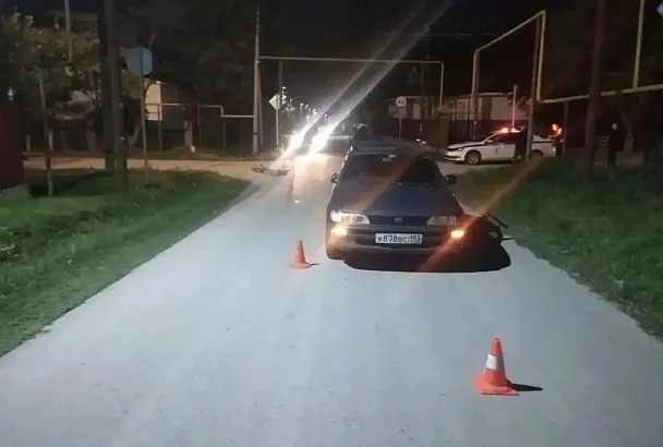 В Анапском районе подросток на мотовелосипеде врезался в автомобиль