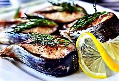 Врачи назвали сельдь лучшим выбором для пожилых: недорогой, вкусный и полезный продукт