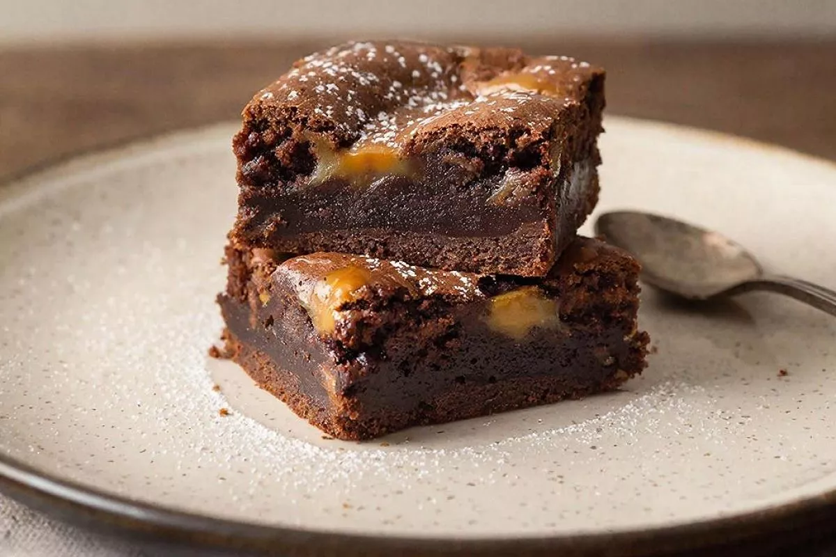 Этот брауни покорил меня с первого укуса: перепробовала 7 рецептов, но этот — самый лучший