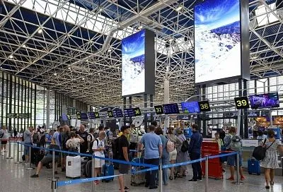 В аэропортах Сочи и Геленджика ввели ограничения
