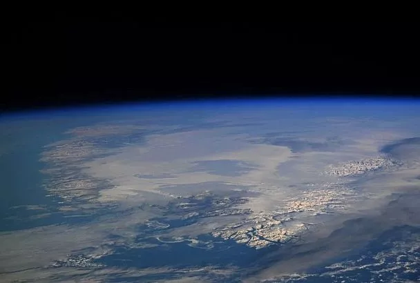 Отказ Израиля от перемирия с «Хезболлах», зловещее явление на Земле и сбитые БПЛА над Кубанью: главное к утру 11 апреля