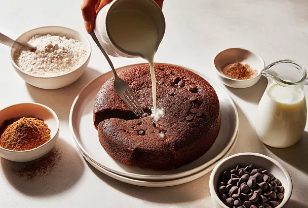 Шоколадный пирог за 5 минут: замешали венчиком и сразу в духовку