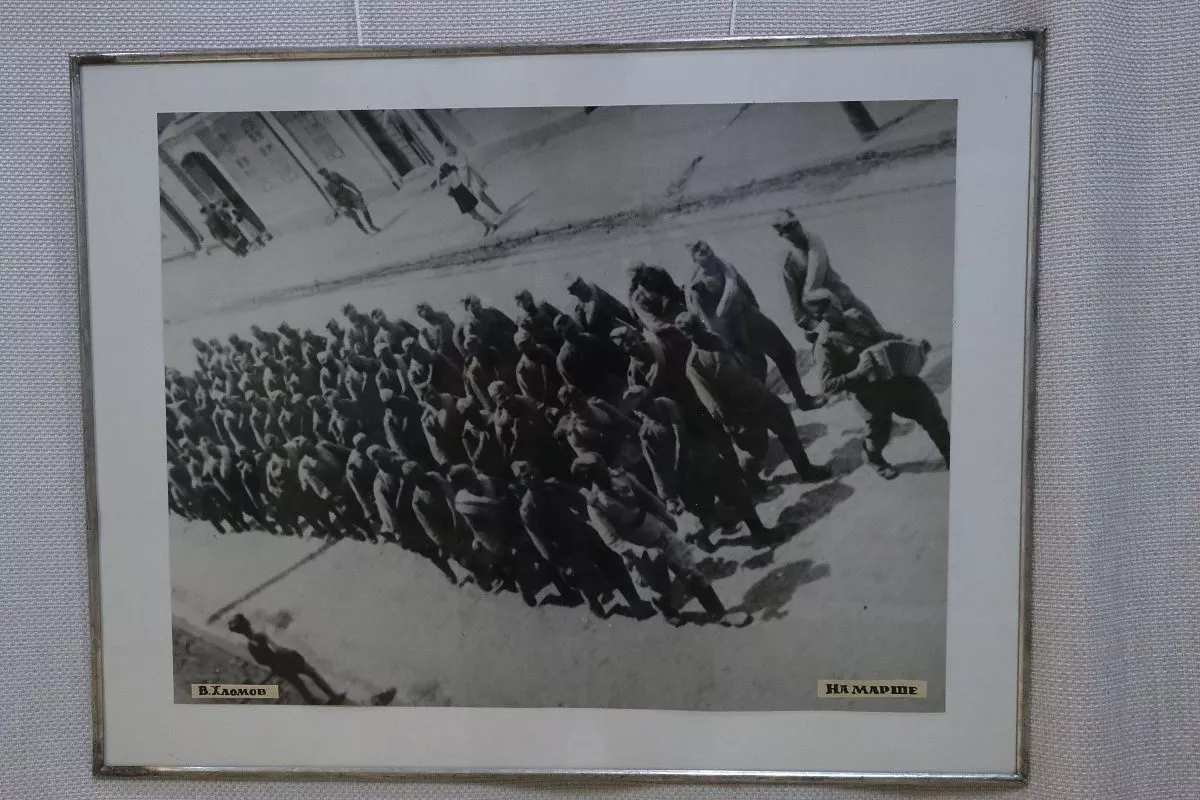 В экспозиции представлено более 50 военных фотографий.