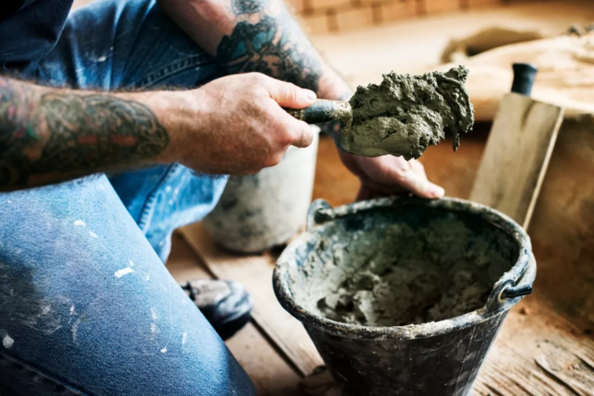 «Союзцемент» прогнозирует спад потребления цемента в России не менее чем на 15% в 2026 году