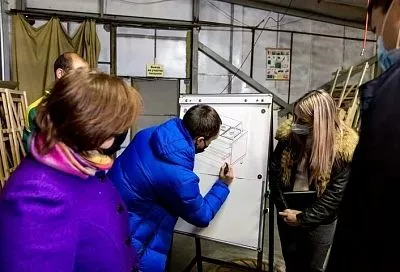 В Краснодарском крае производители оборудования и мебели для школ представили продукцию 