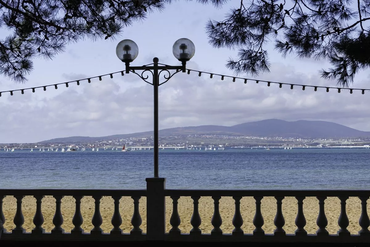 На пассажирские перевозки в Азово-Черноморском бассейне выделено более 216 млн рублей