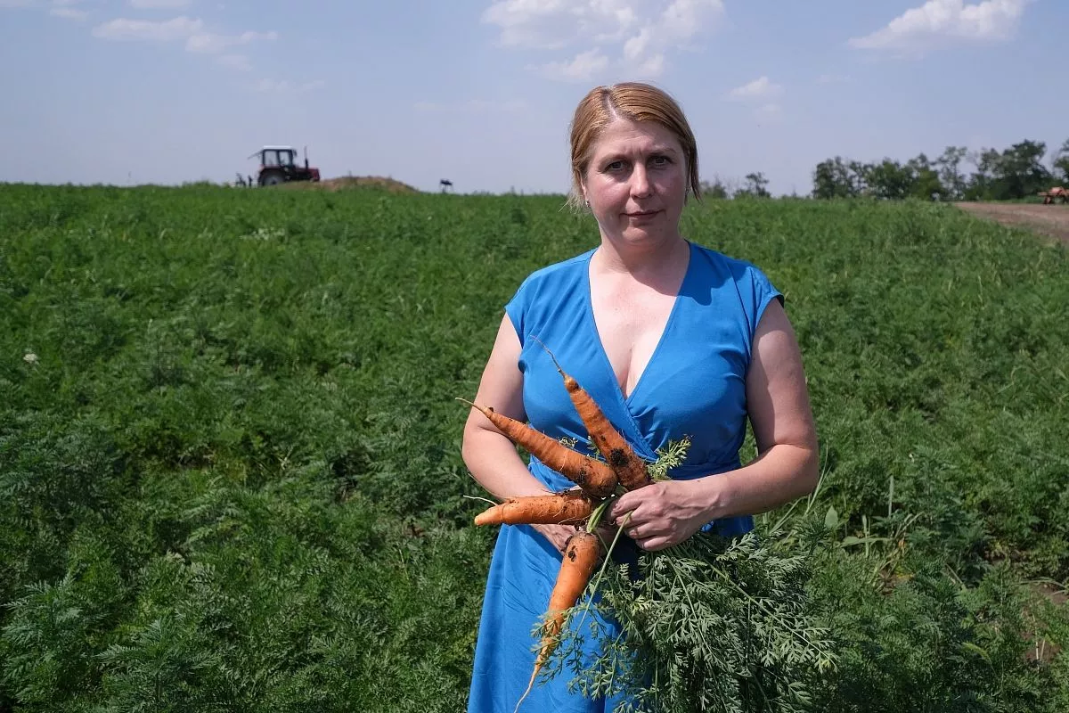 Елена Григорьева, вместе с супругом они занимаются овощеводством уже 12 лет.