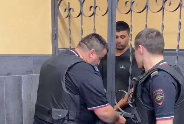Суд в Краснодаре арестовал водителя, обвиняемого в умышленном наезде на людей